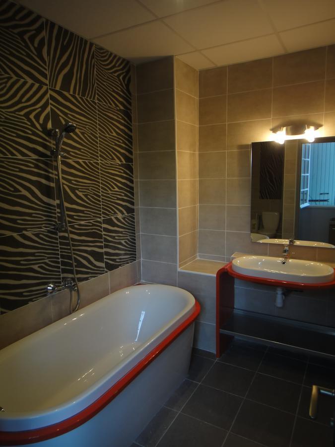 L'Hotel Du Bastier Ginasservis Экстерьер фото